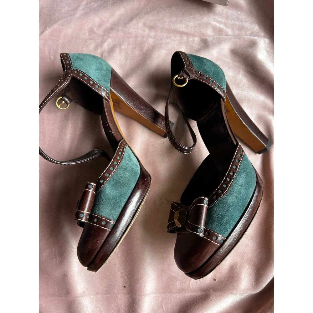 Moschino Cheap and Chic Heels Womens Size 8 Brown Teal Good Brogue Bow
